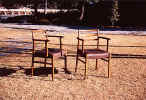 chair-teak.jpg (83925 oCg)